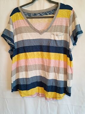 Heritage By Torrid Size 1 Striped V-Neck Pocket Tee in Blue, Yellow & Pink.
